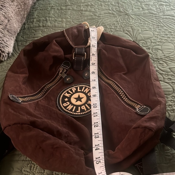 Vintage Kipling Drawstring Backpack. Brown. Great Condition!! - Picture 2 of 6